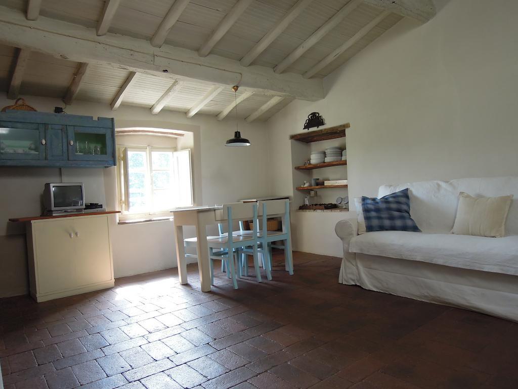 לוקה Agriturismo Le Murelle חדר תמונה